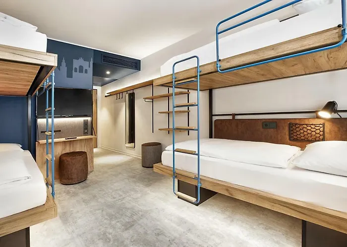 Hotel H2 Olympiapark 3*