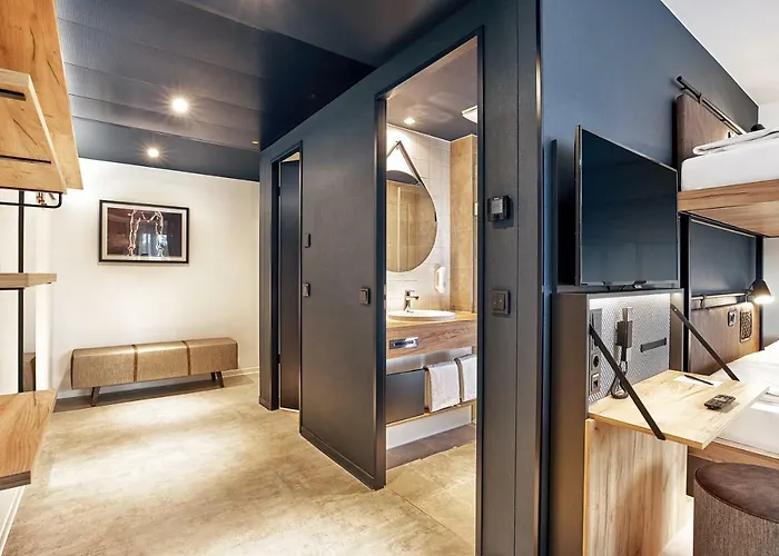 Hotel H2 Olympiapark 3*