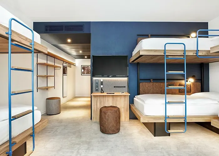 H2 Olympiapark 3* Monachium